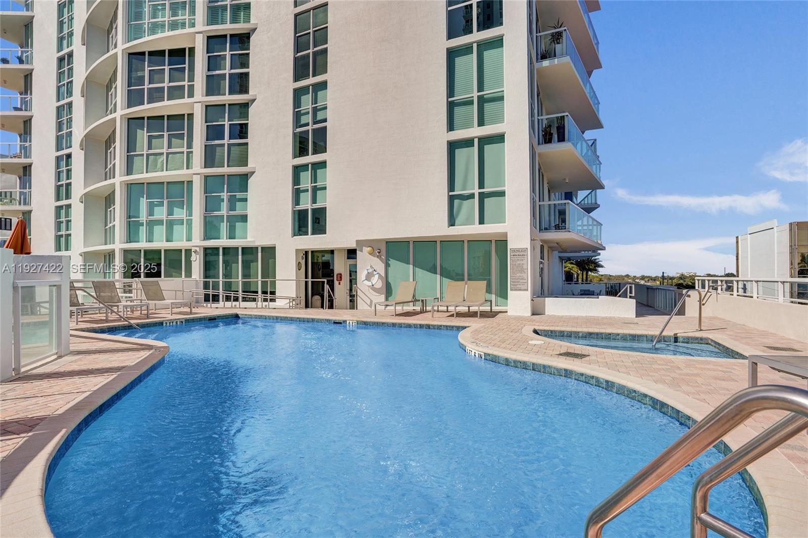 VENEZIA LAS OLAS CONDO - Residential