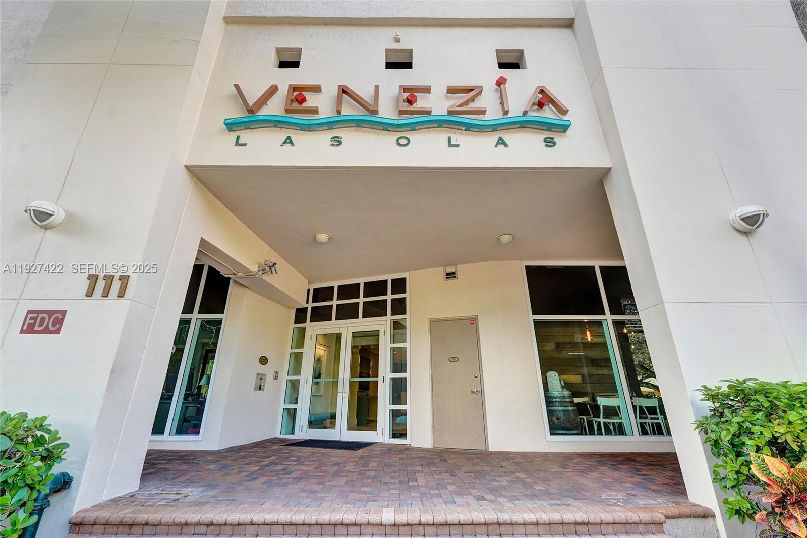 VENEZIA LAS OLAS CONDO - Residential