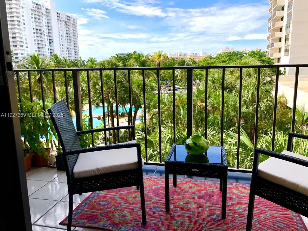 THE CLIPPER AT BISC COVE - Residential Lease