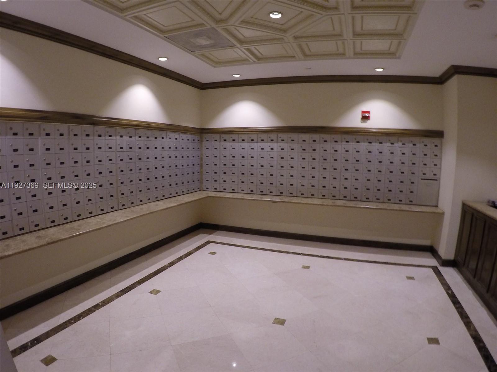 THE CLIPPER AT BISC COVE - Residential Lease