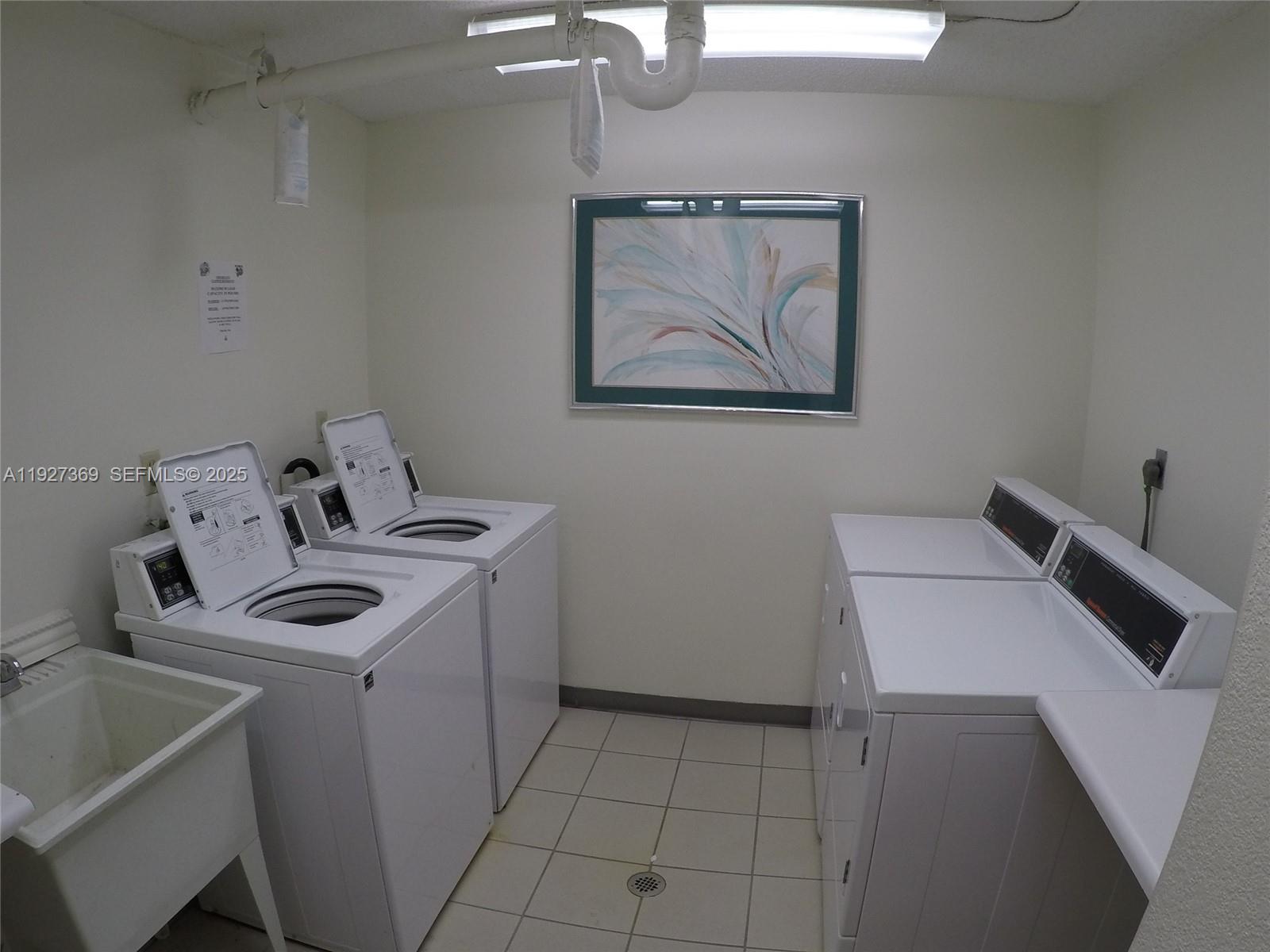 THE CLIPPER AT BISC COVE - Residential Lease