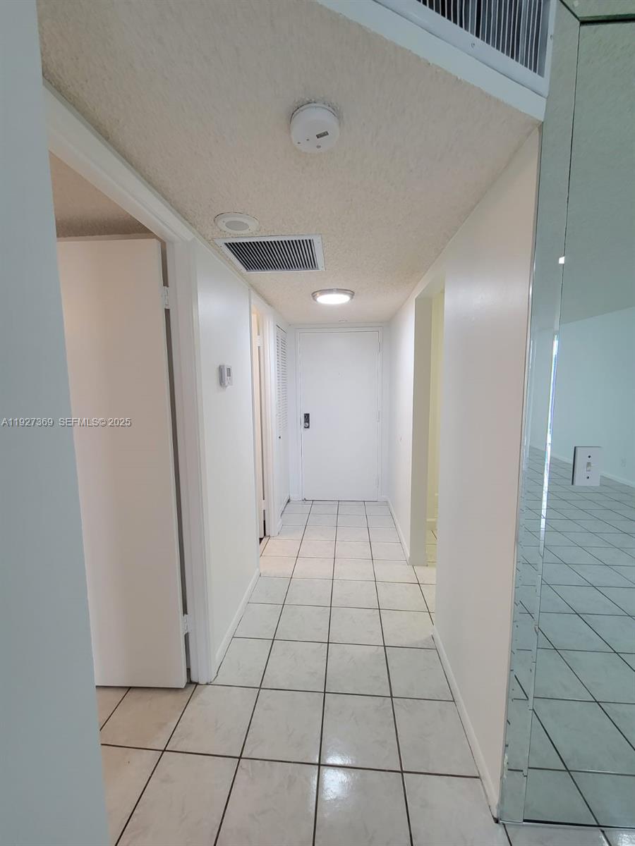 THE CLIPPER AT BISC COVE - Residential Lease