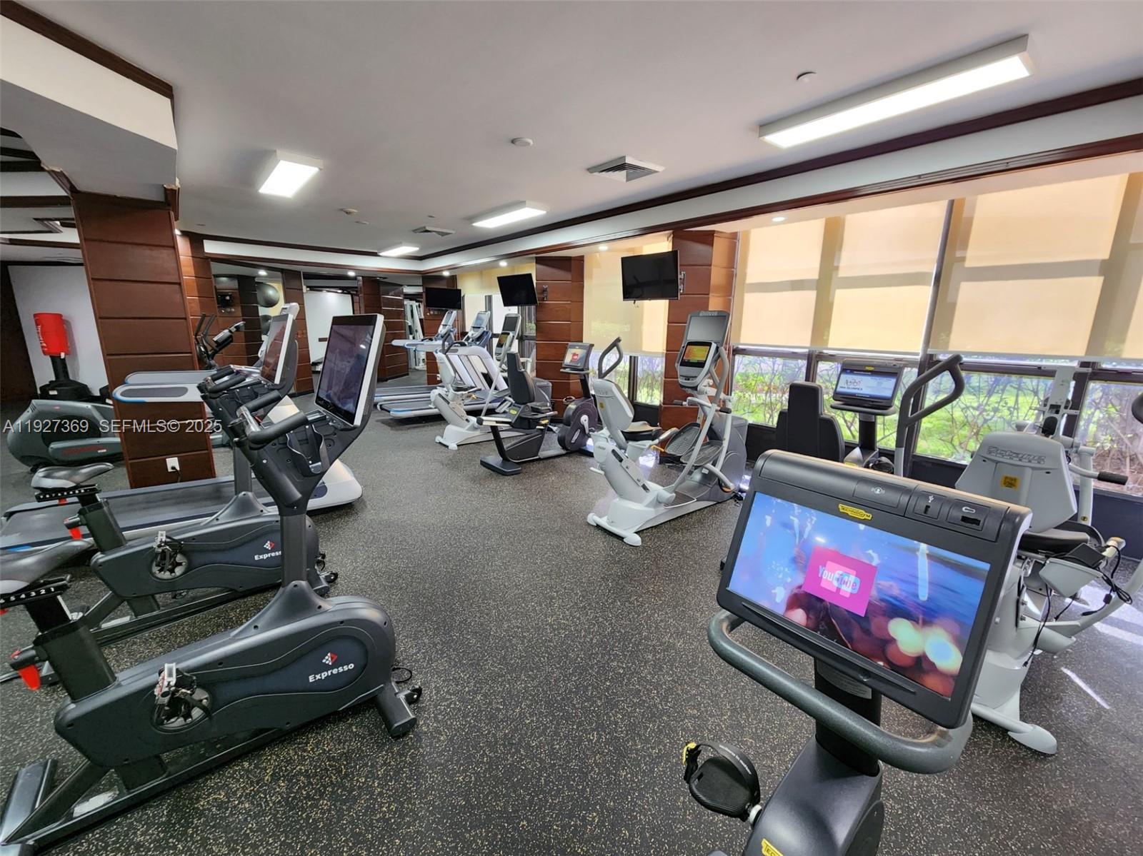 THE CLIPPER AT BISC COVE - Residential Lease