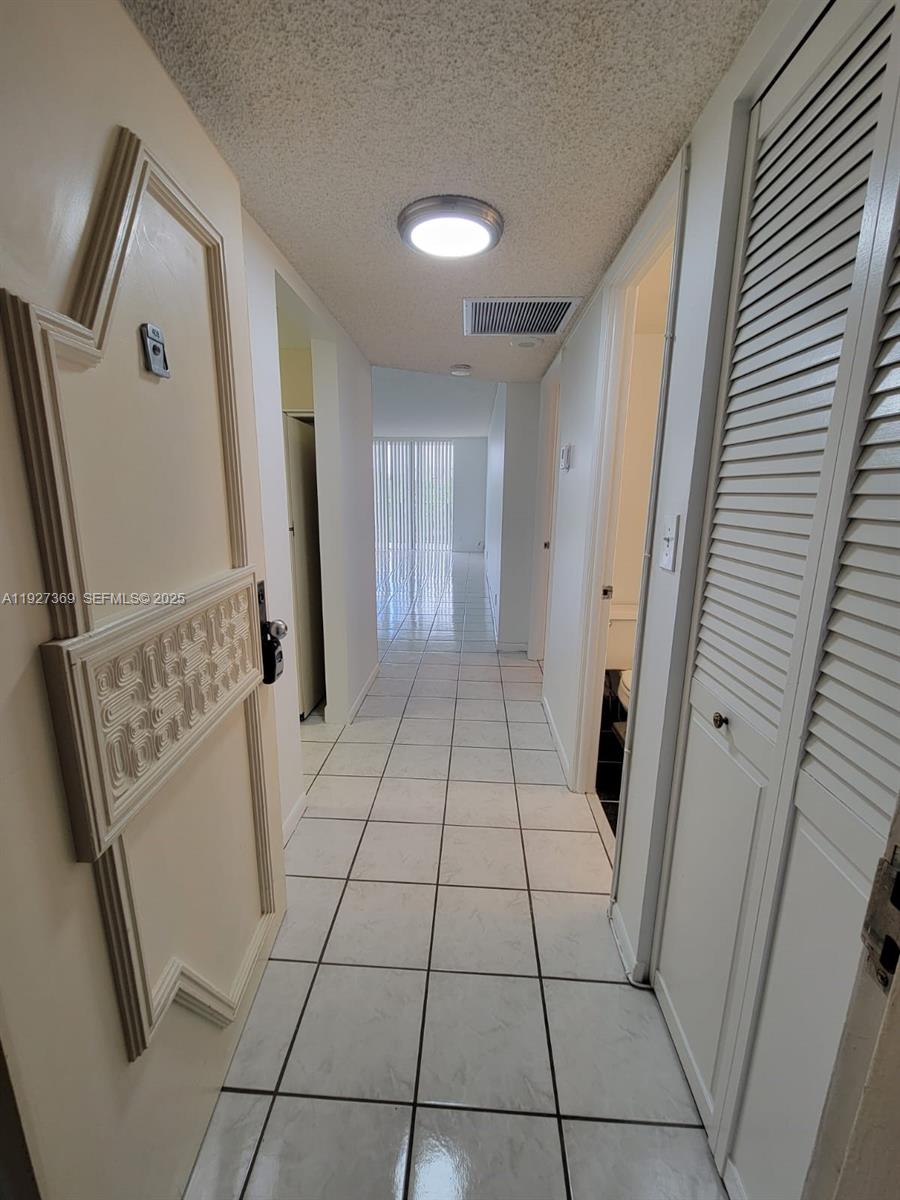 THE CLIPPER AT BISC COVE - Residential Lease