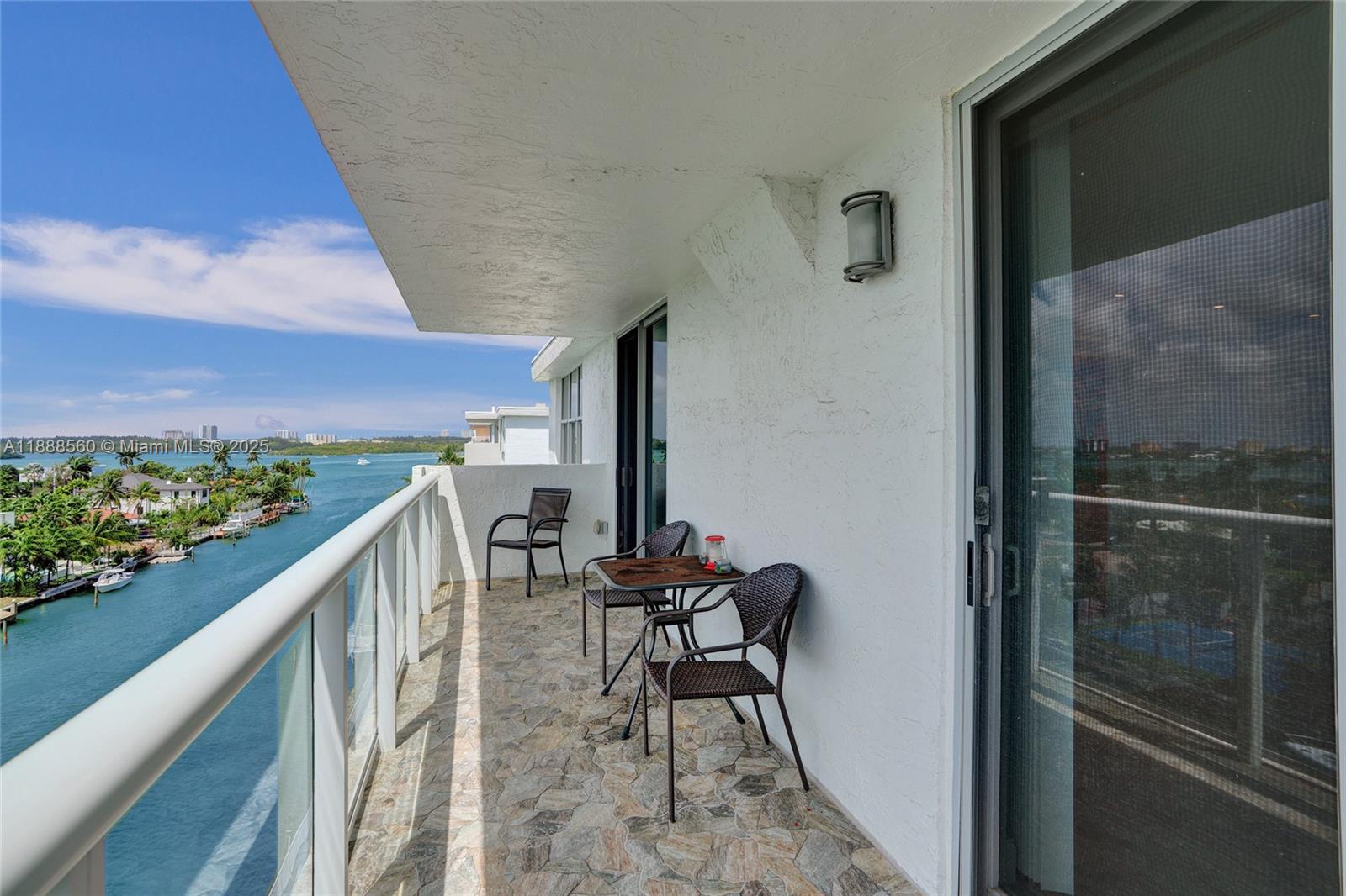 10000 PLAZA CONDO-SOUTH T - Residential