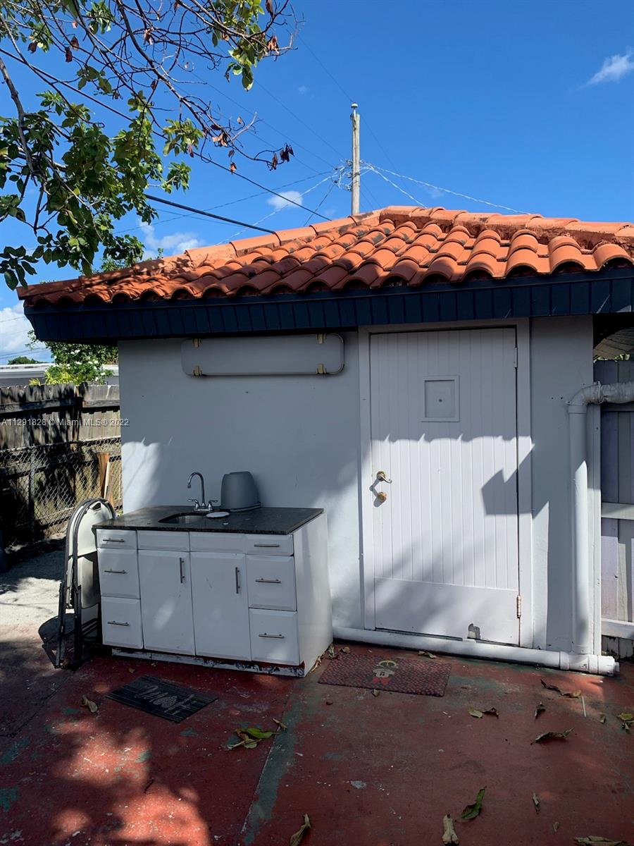 SUN-TAN VILLAGE SEC 4 - Residential