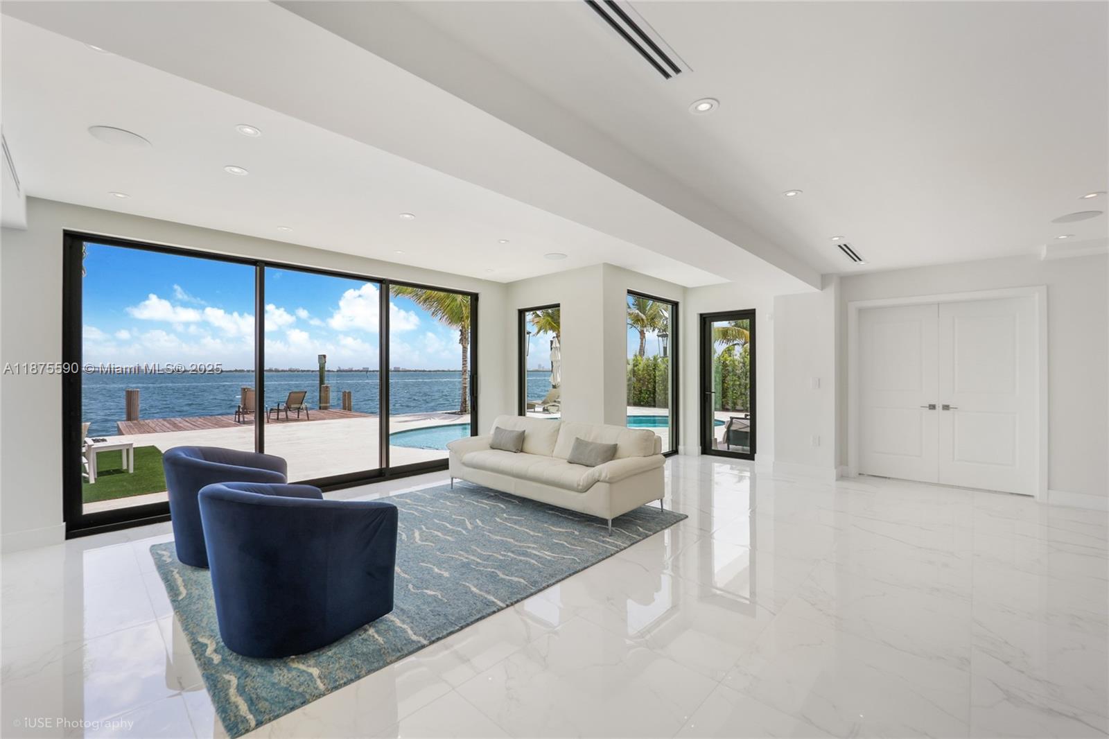 BISCAYNE ISL - Residential
