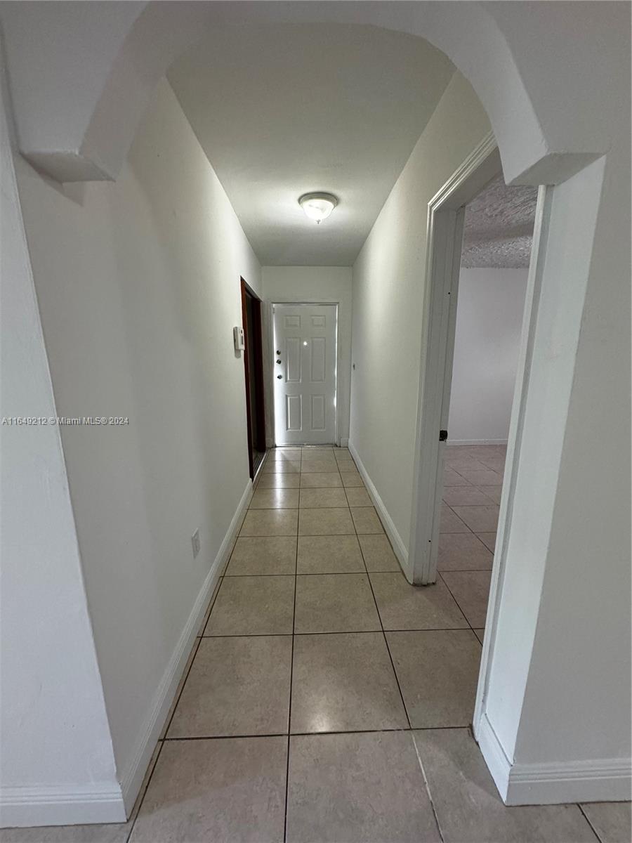 CAROL CITY CORR PL OF - Residential