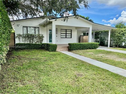 7030 SW 87th Ct Miami FL 33173