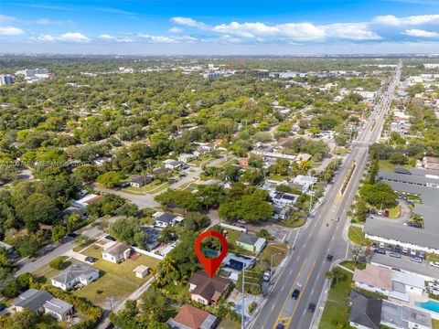 Tiny photo for 1320 NE 135th St, North Miami, FL 33161 (MLS # A12007488)