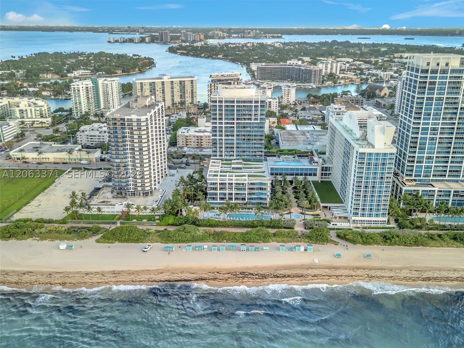 6799 Collins Ave 512