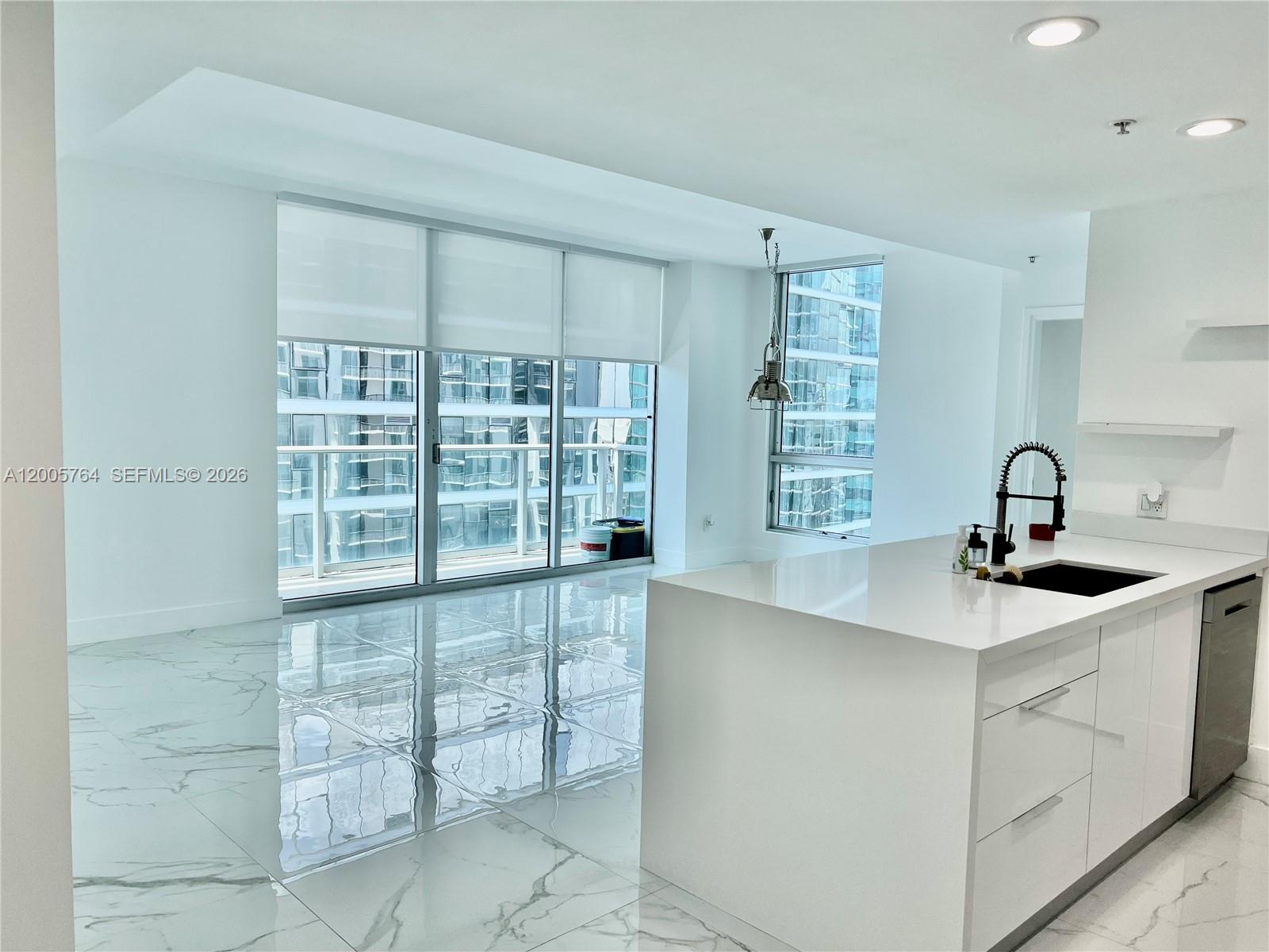 300 S Biscayne Blvd 3502