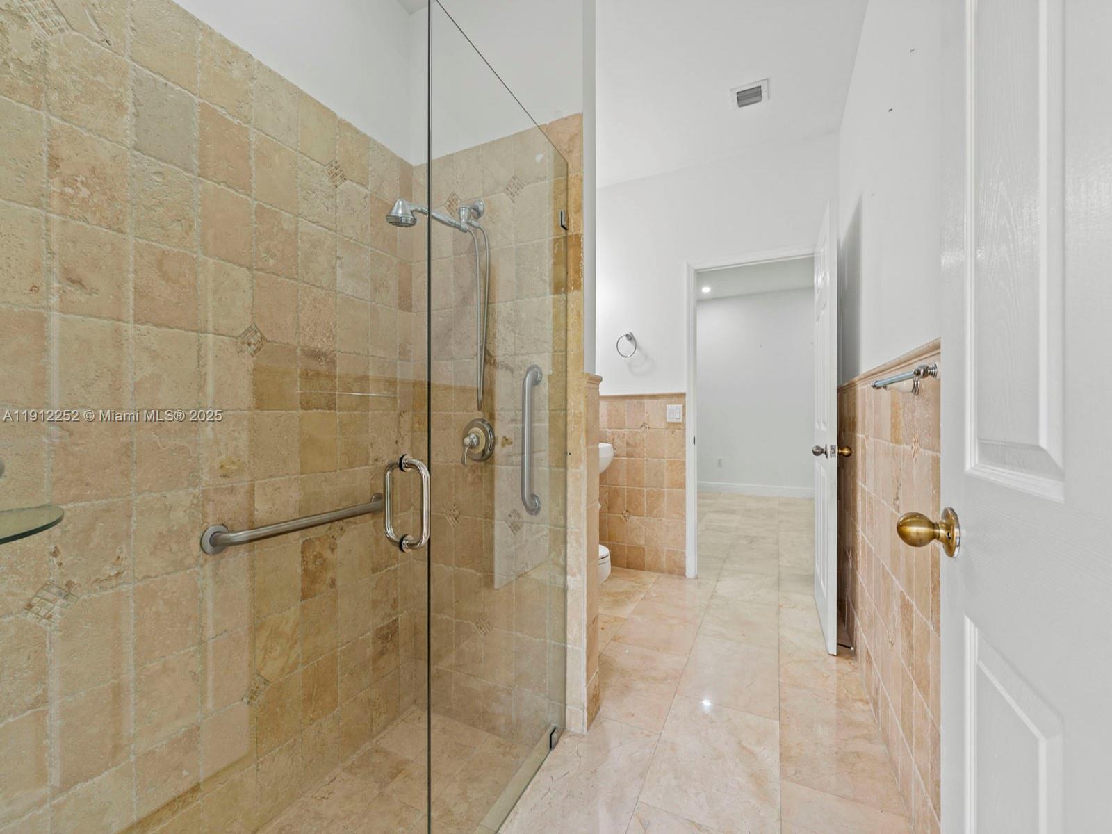 MILON VENTURE - Residential