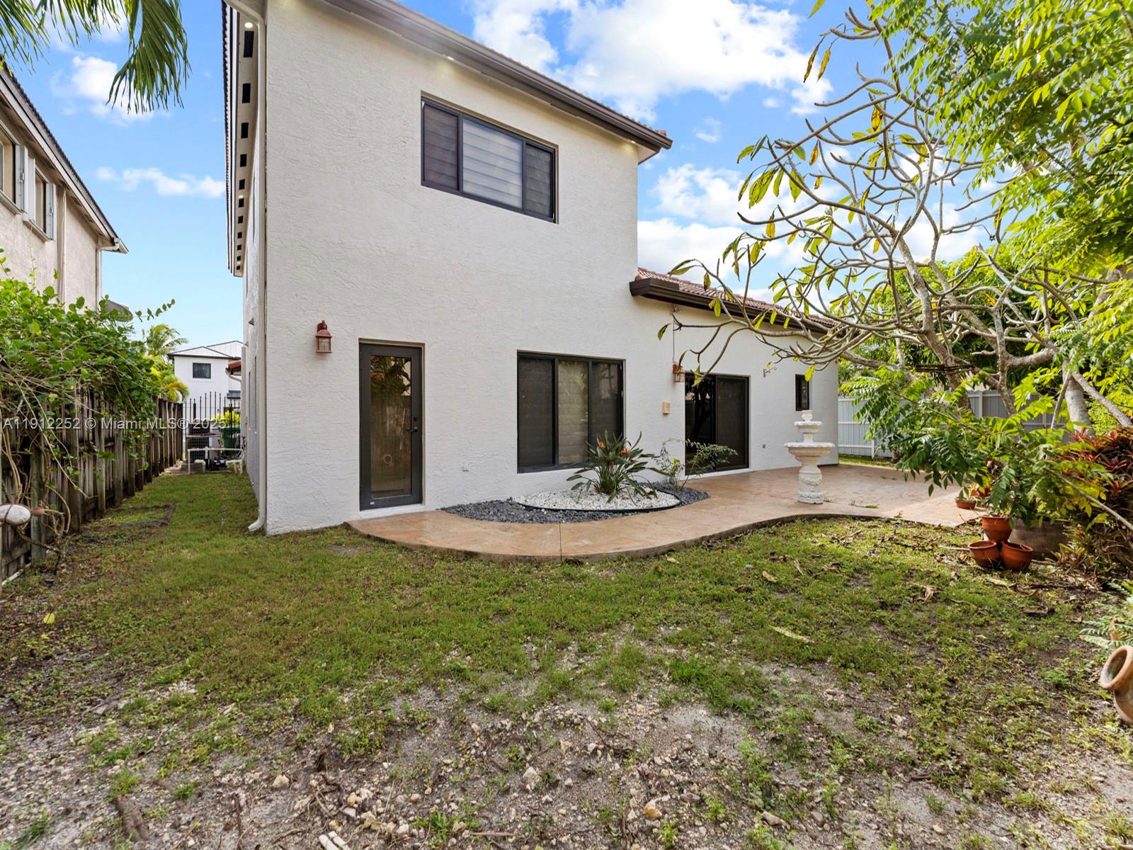 MILON VENTURE - Residential