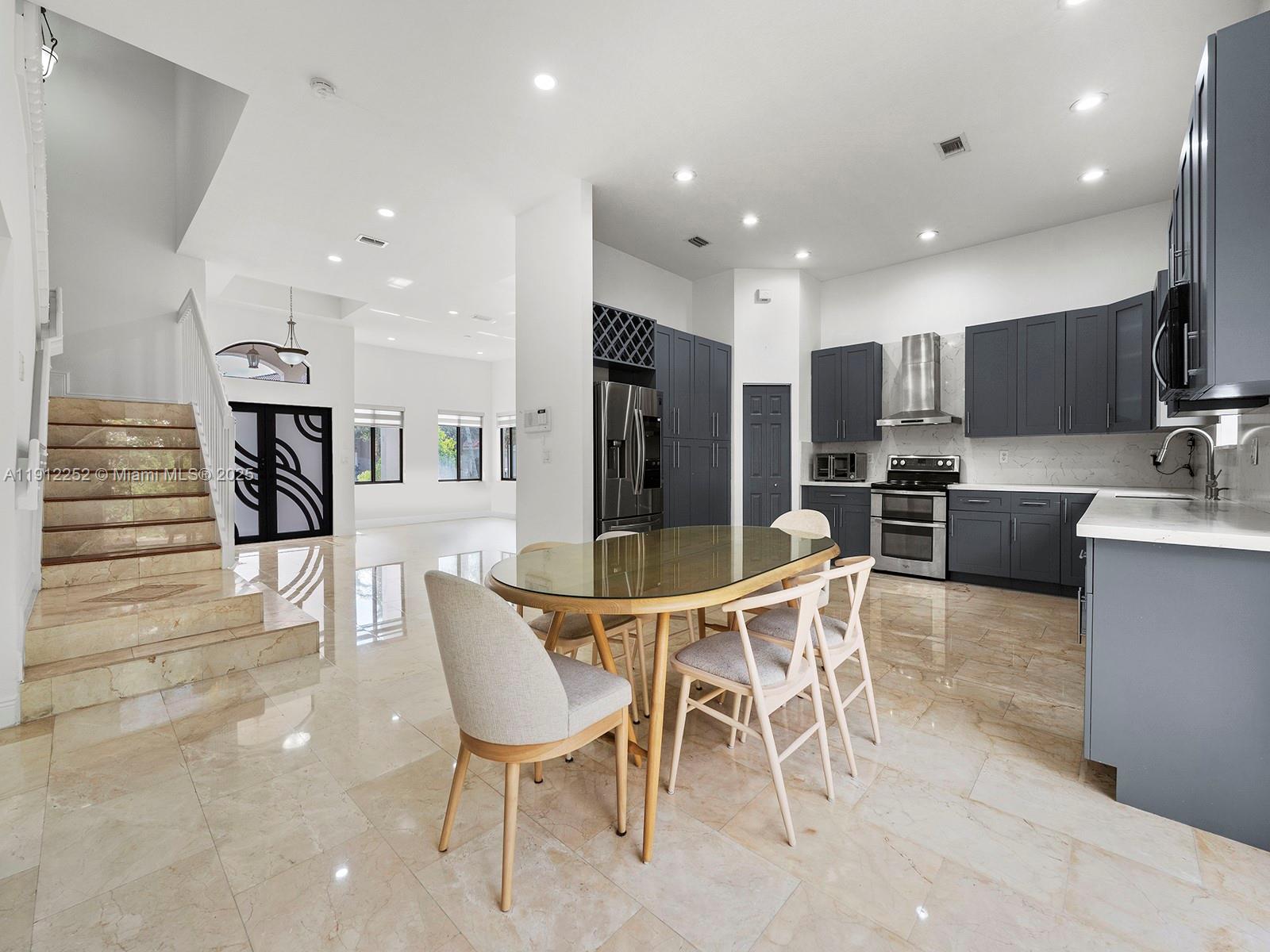 MILON VENTURE - Residential