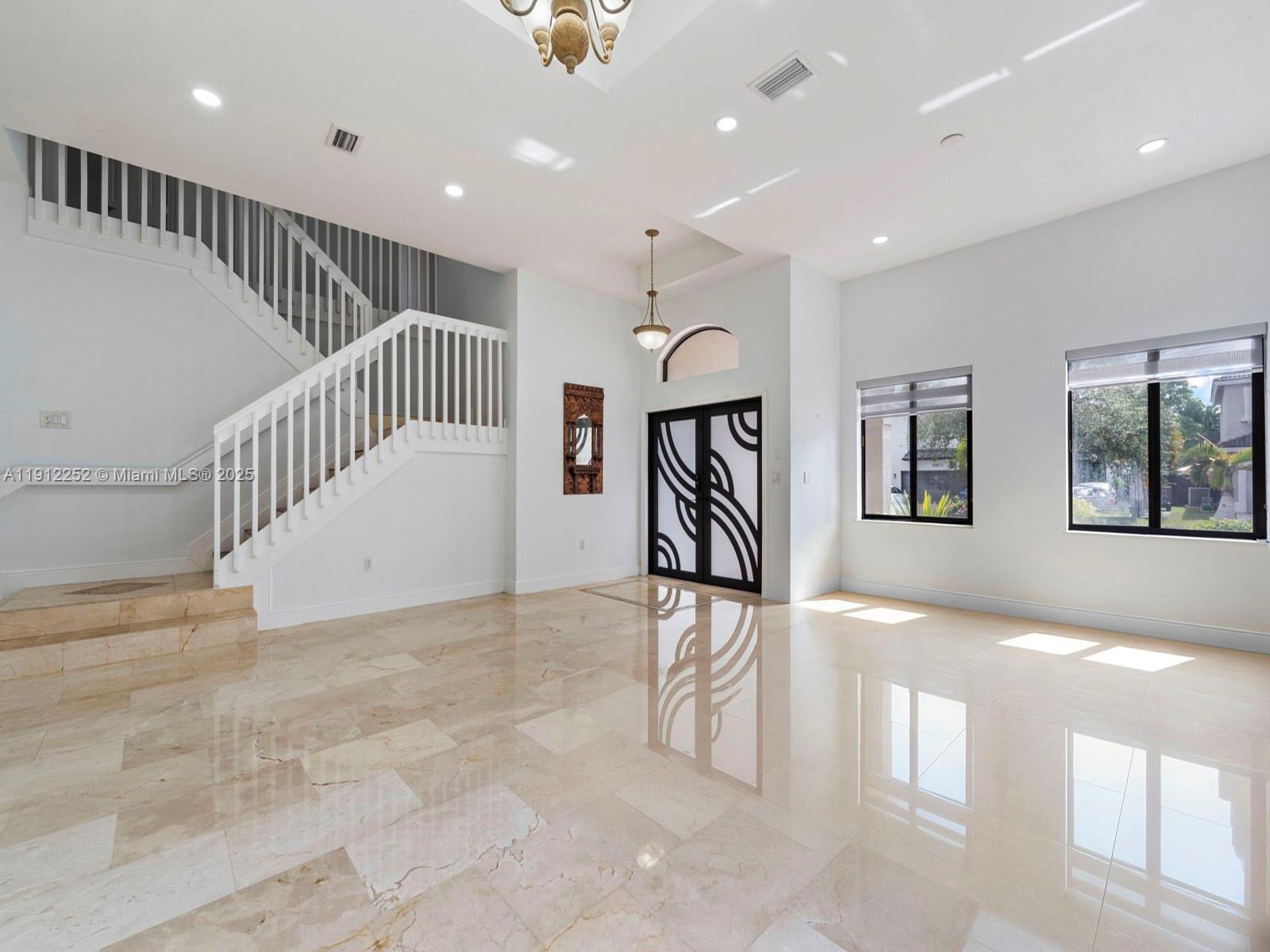 MILON VENTURE - Residential