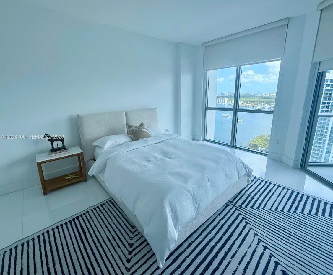 MARINA PALMS RESIDENCES N - Residential Lease