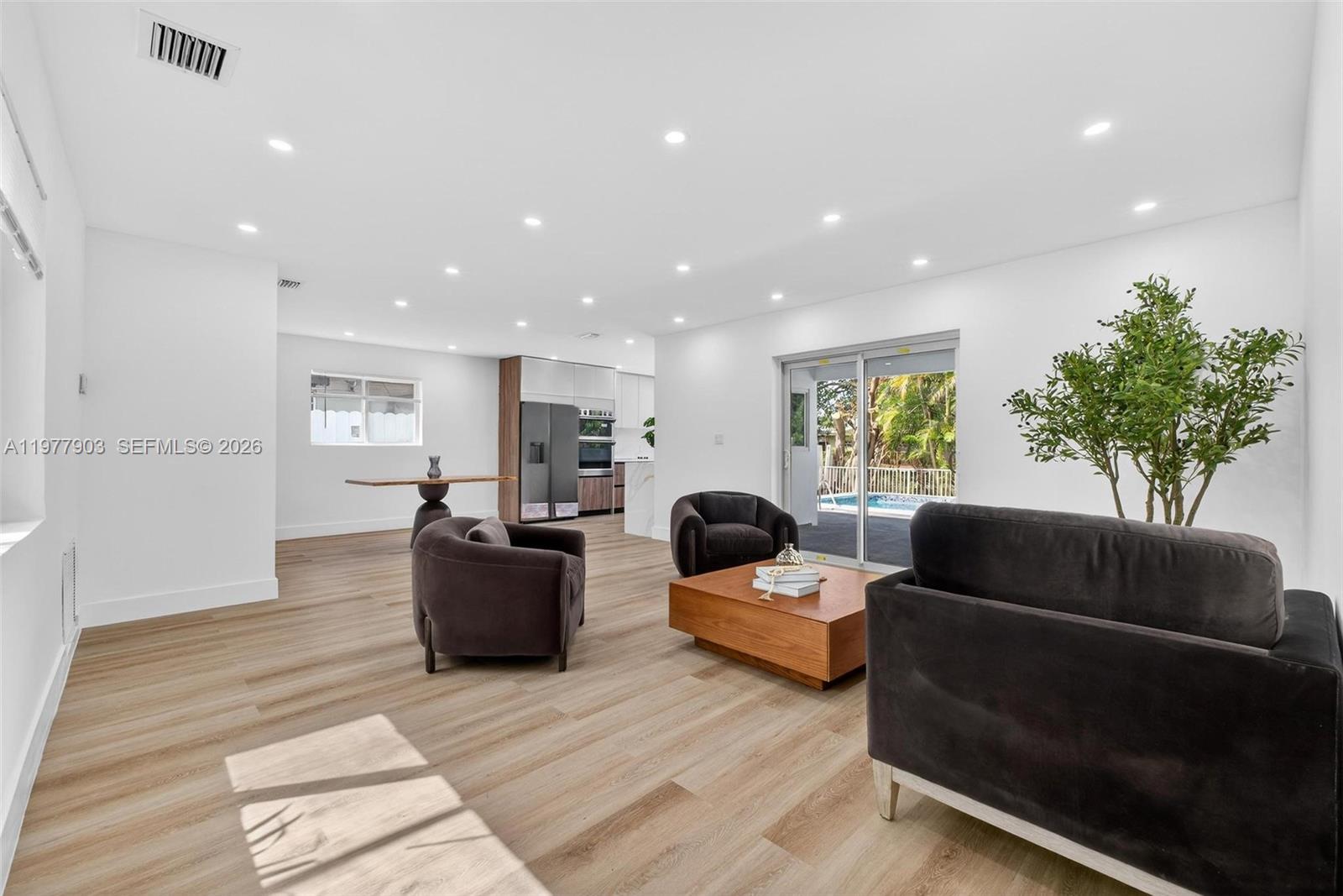 MIRAMAR ISLES SEC 2 - Residential