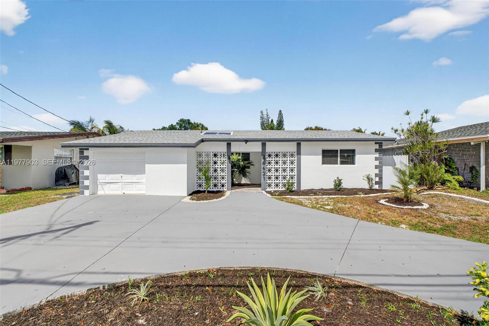 MIRAMAR ISLES SEC 2 - Residential