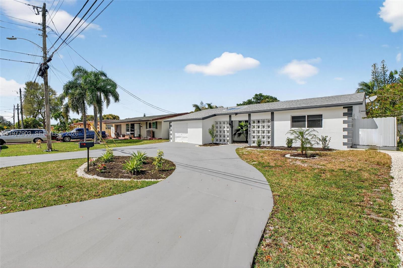 MIRAMAR ISLES SEC 2 - Residential