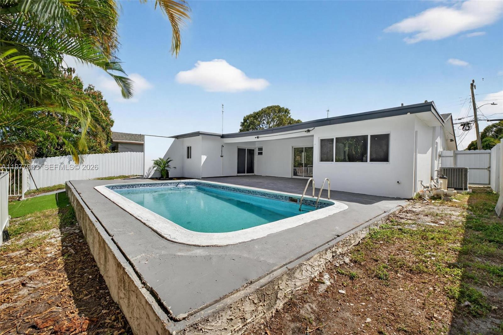 MIRAMAR ISLES SEC 2 - Residential