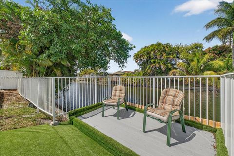 Photo of 6621 Ficus Dr, Miramar, FL 33023 (MLS # A11977903)