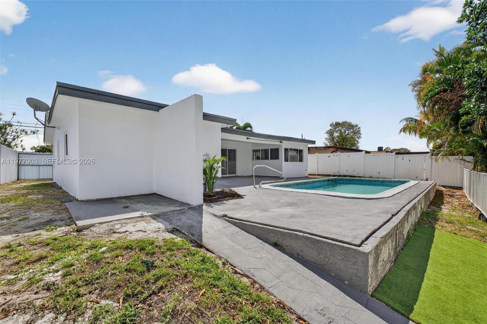 MIRAMAR ISLES SEC 2 - Residential