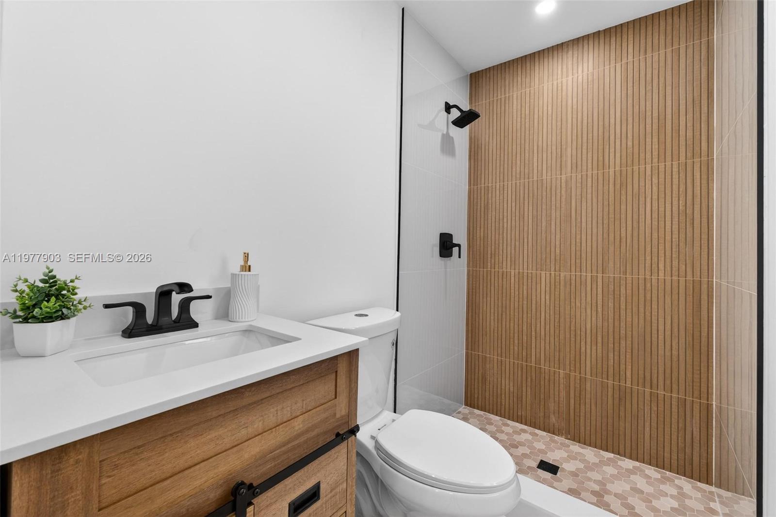 MIRAMAR ISLES SEC 2 - Residential