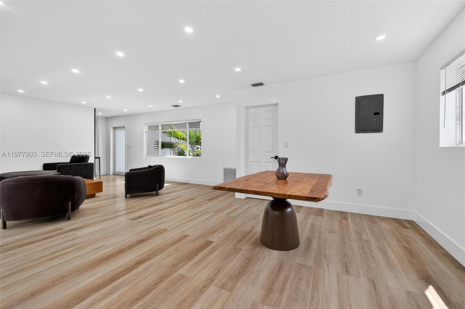 MIRAMAR ISLES SEC 2 - Residential