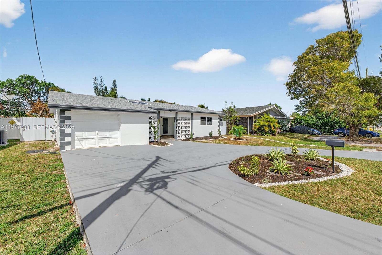 MIRAMAR ISLES SEC 2 - Residential