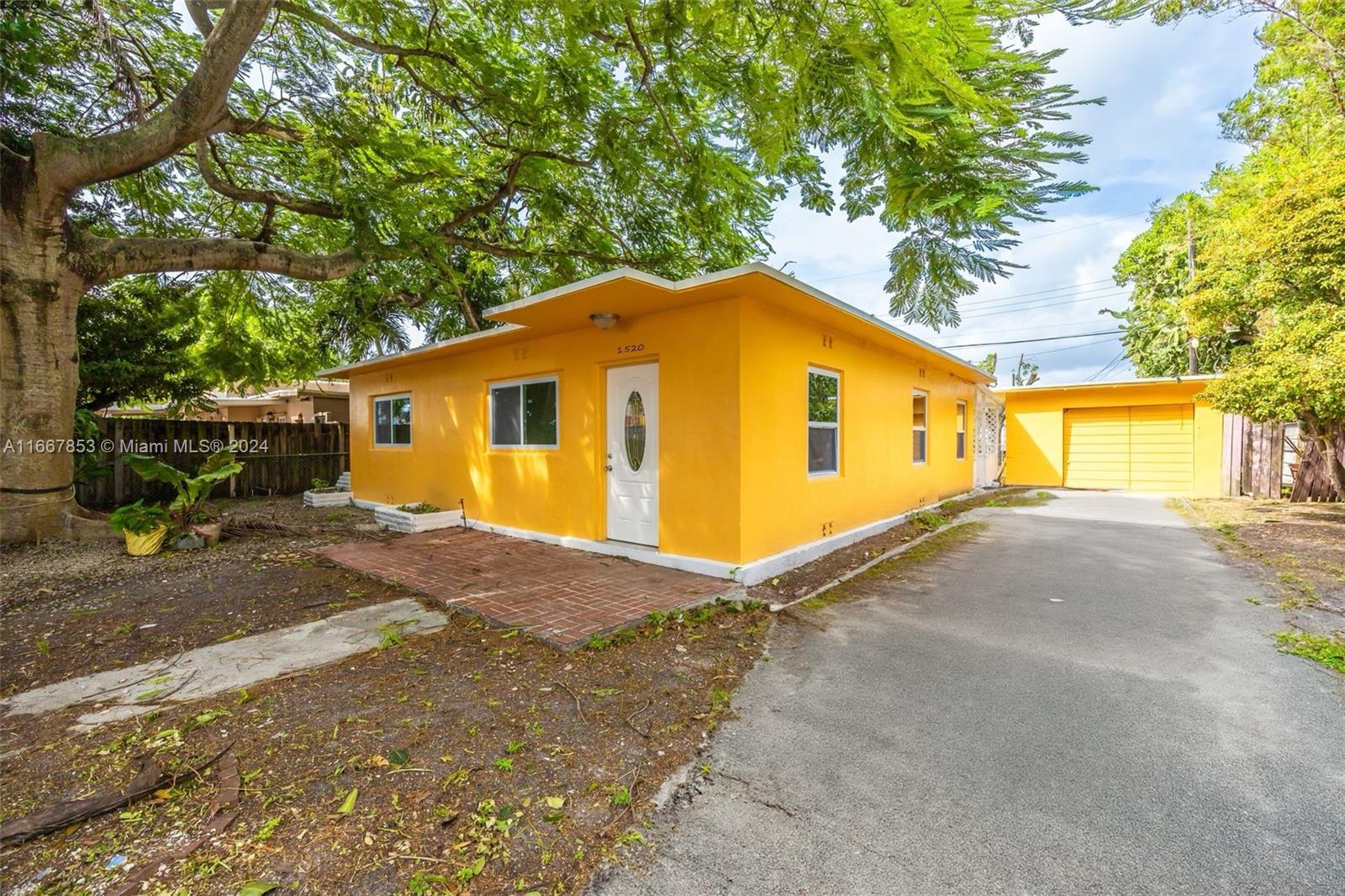 SUN-TAN VILLAGE SEC 2 - Residential