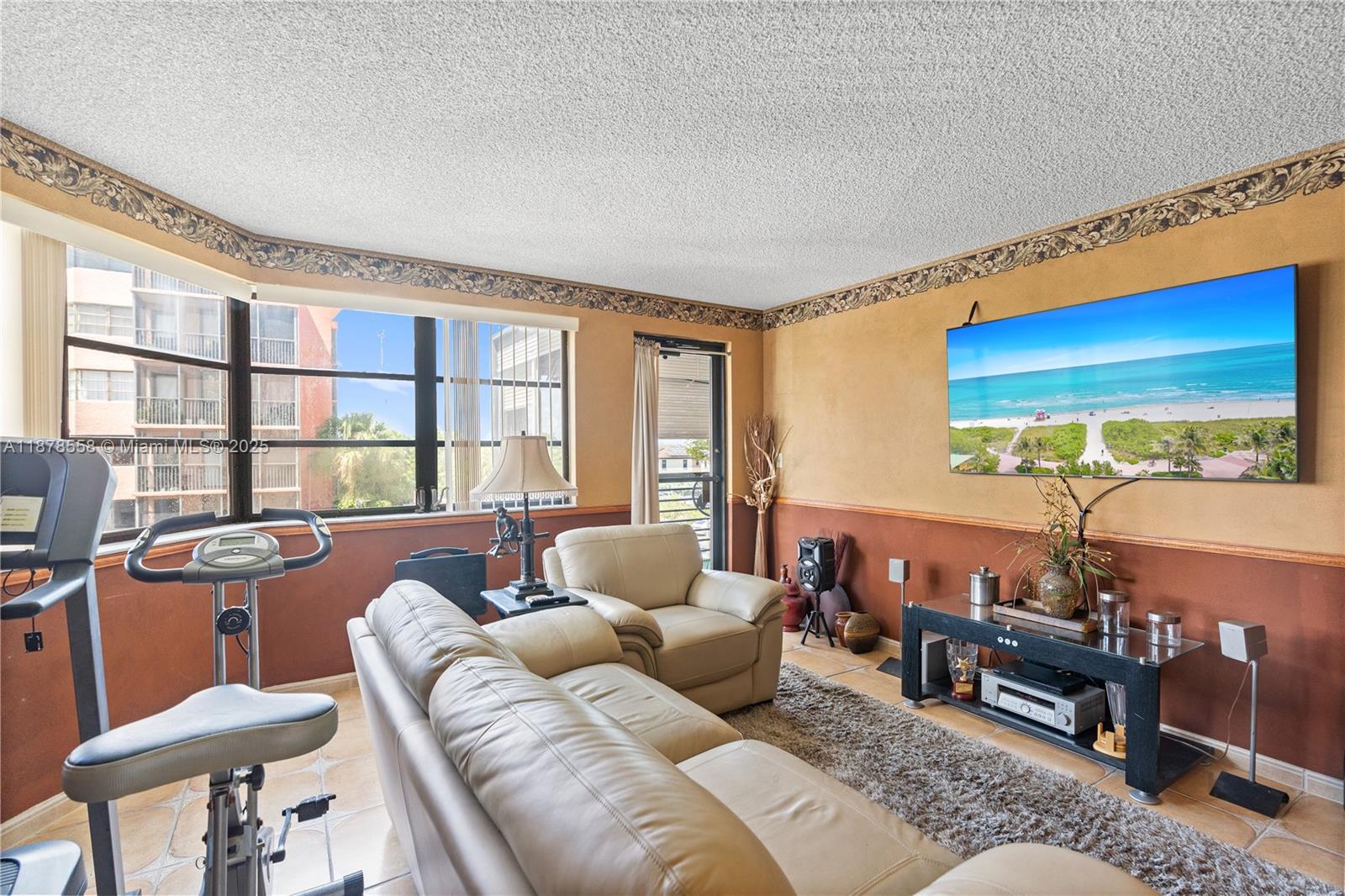 LAKE VIEW OF CALIF CLUB C - Residential