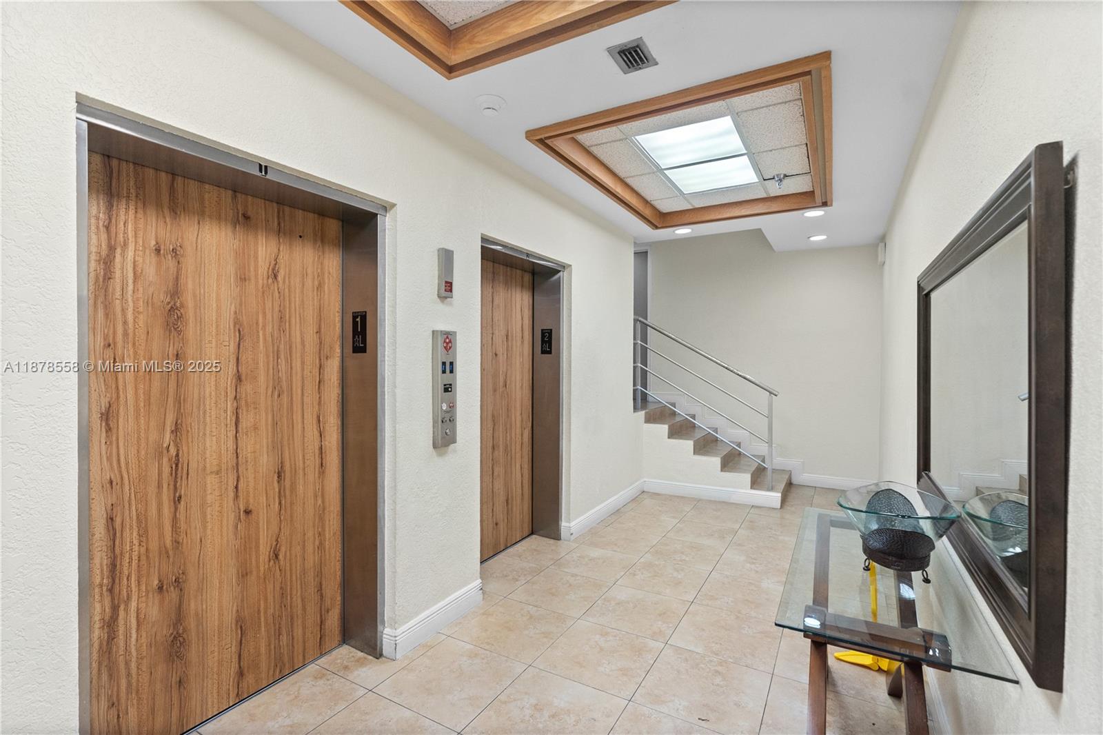 LAKE VIEW OF CALIF CLUB C - Residential