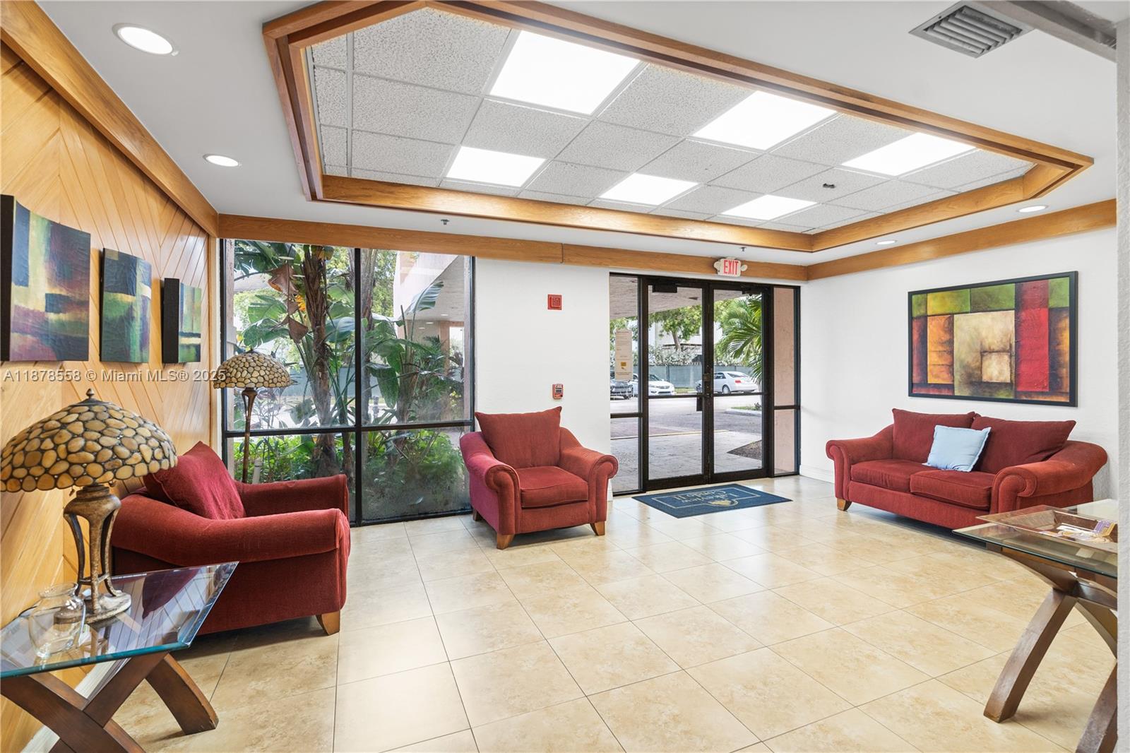 LAKE VIEW OF CALIF CLUB C - Residential