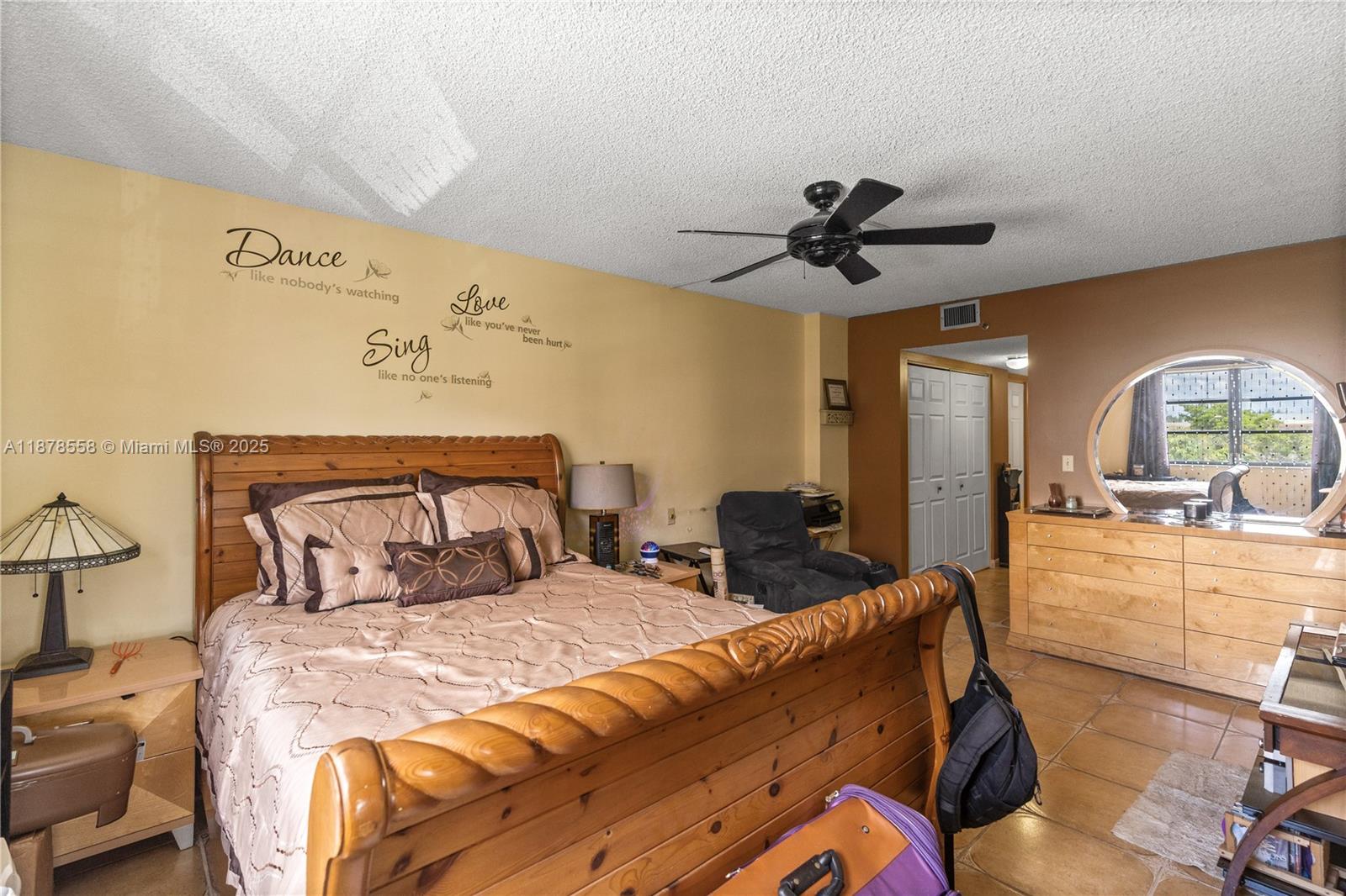 LAKE VIEW OF CALIF CLUB C - Residential