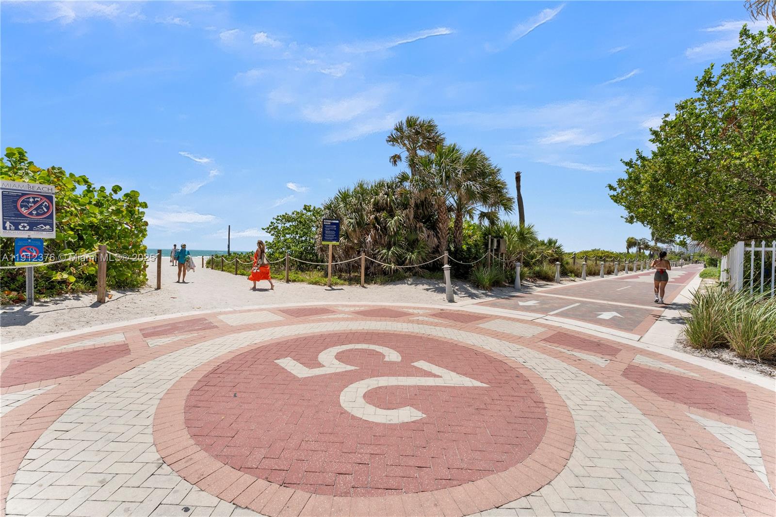 THE ROYAL CLUB CONDO - Residential