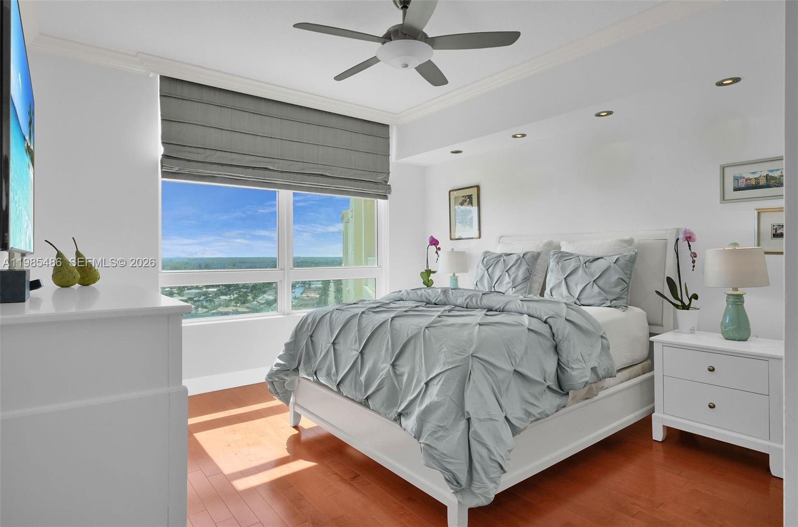 TOSCANA SOUTH CONDO - Residential