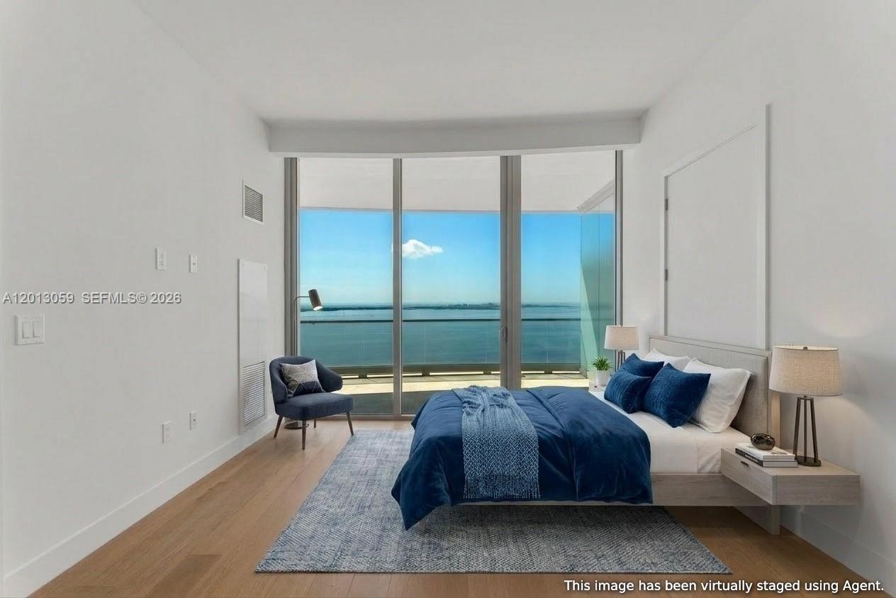 Una Residences - Residential