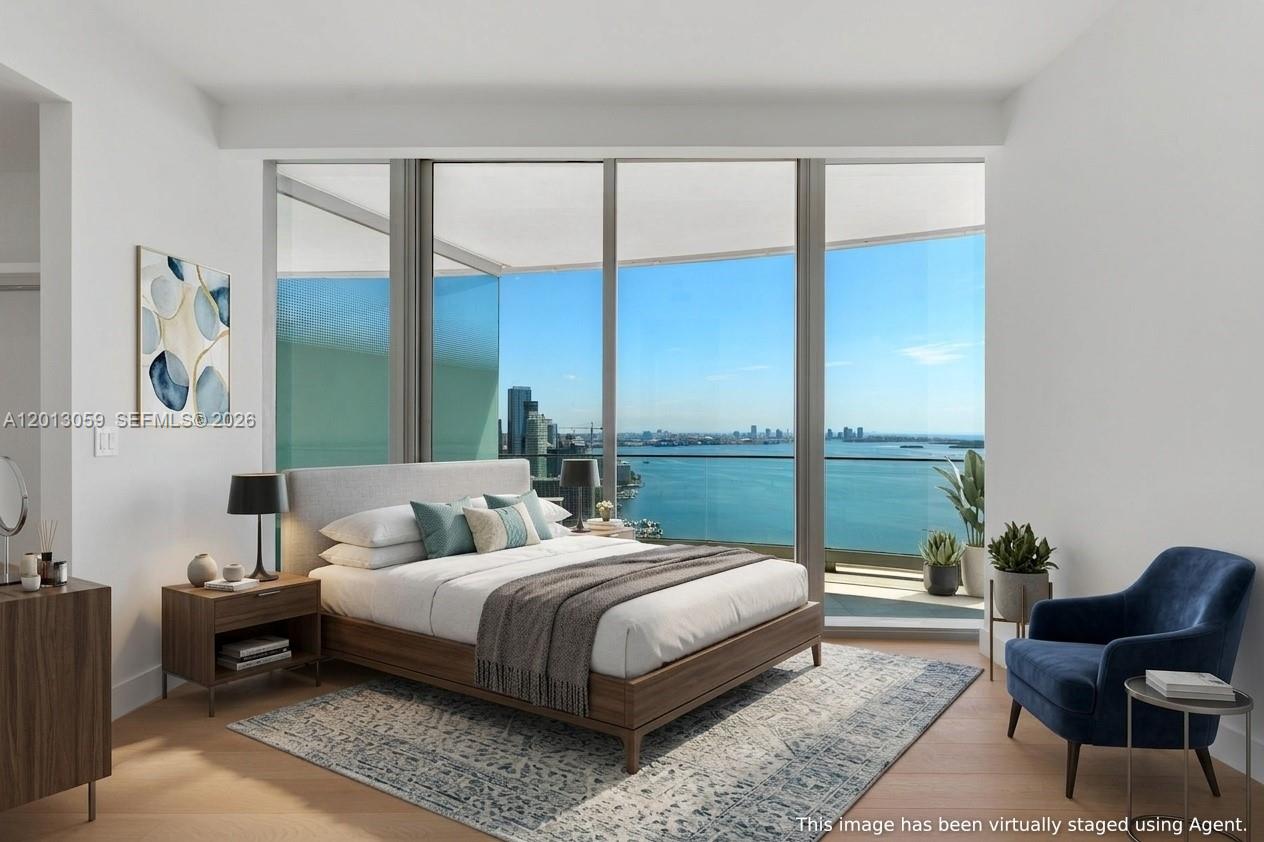 Una Residences - Residential