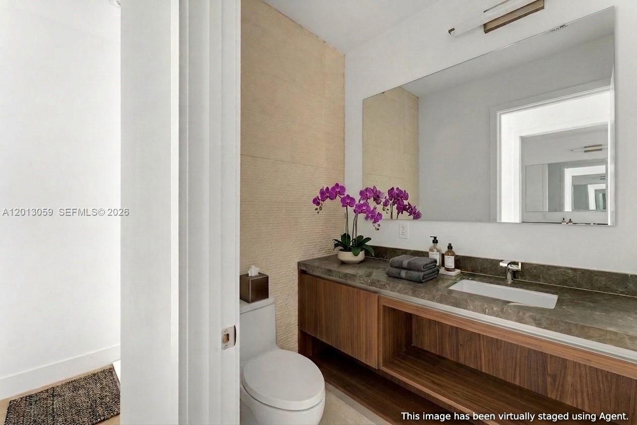 Una Residences - Residential