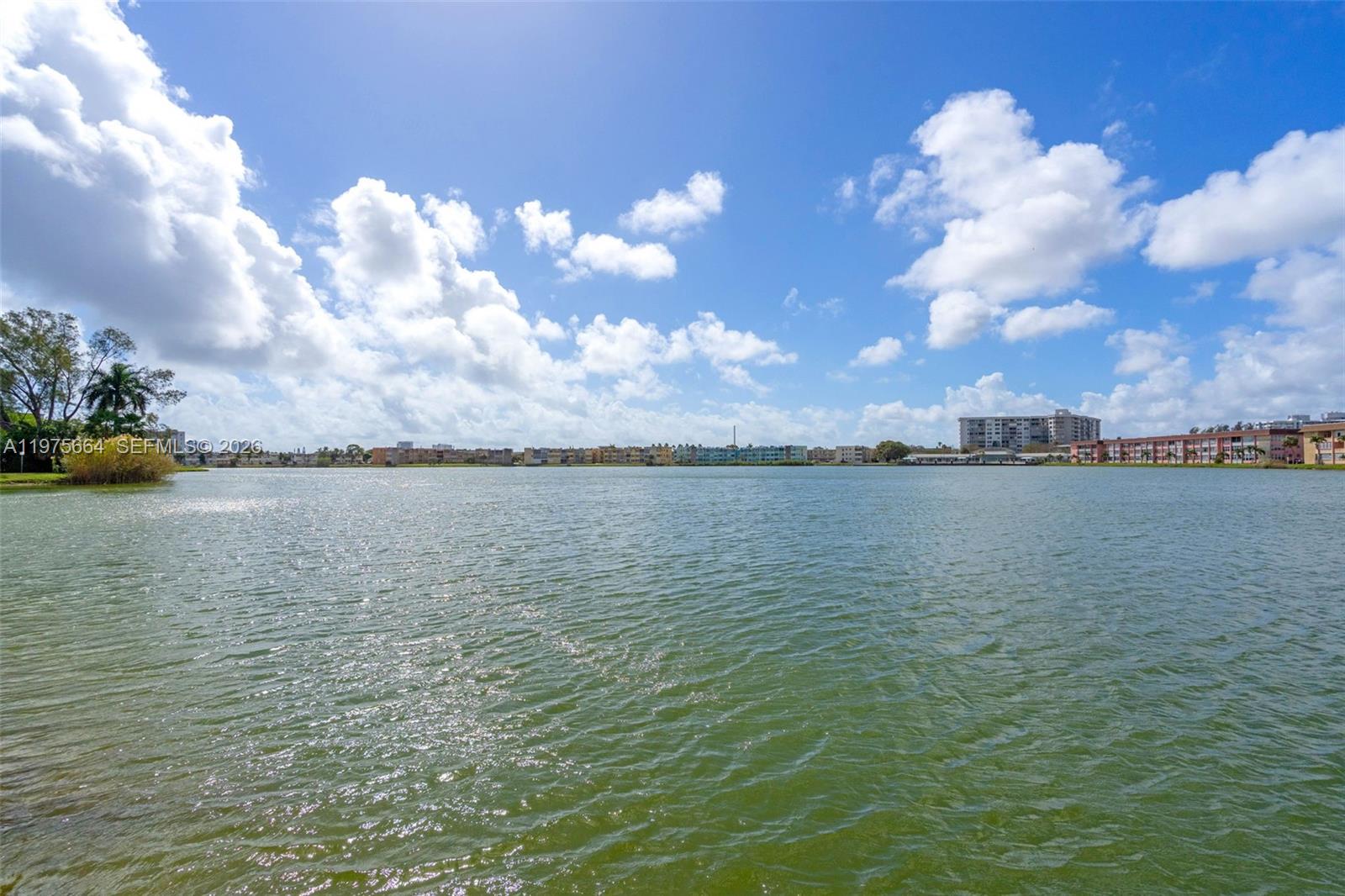 THIRD HORIZONS CONDO - Residential