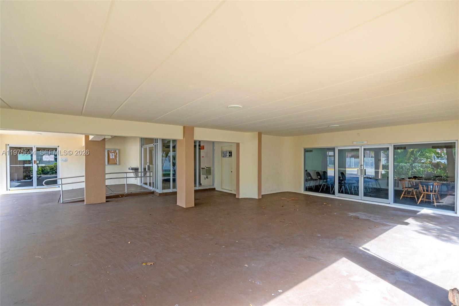 THIRD HORIZONS CONDO - Residential