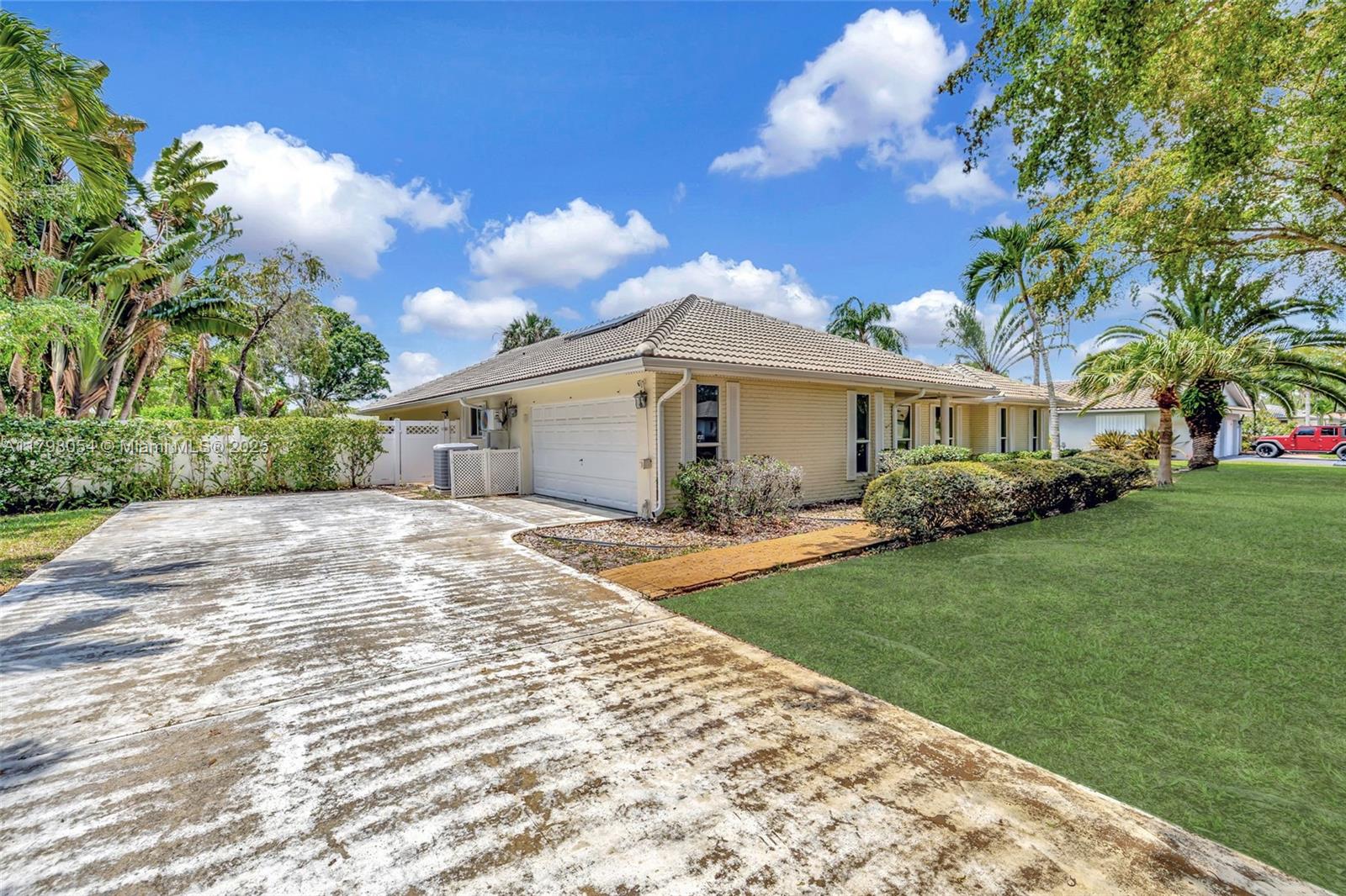 2730 NW 105th Ter