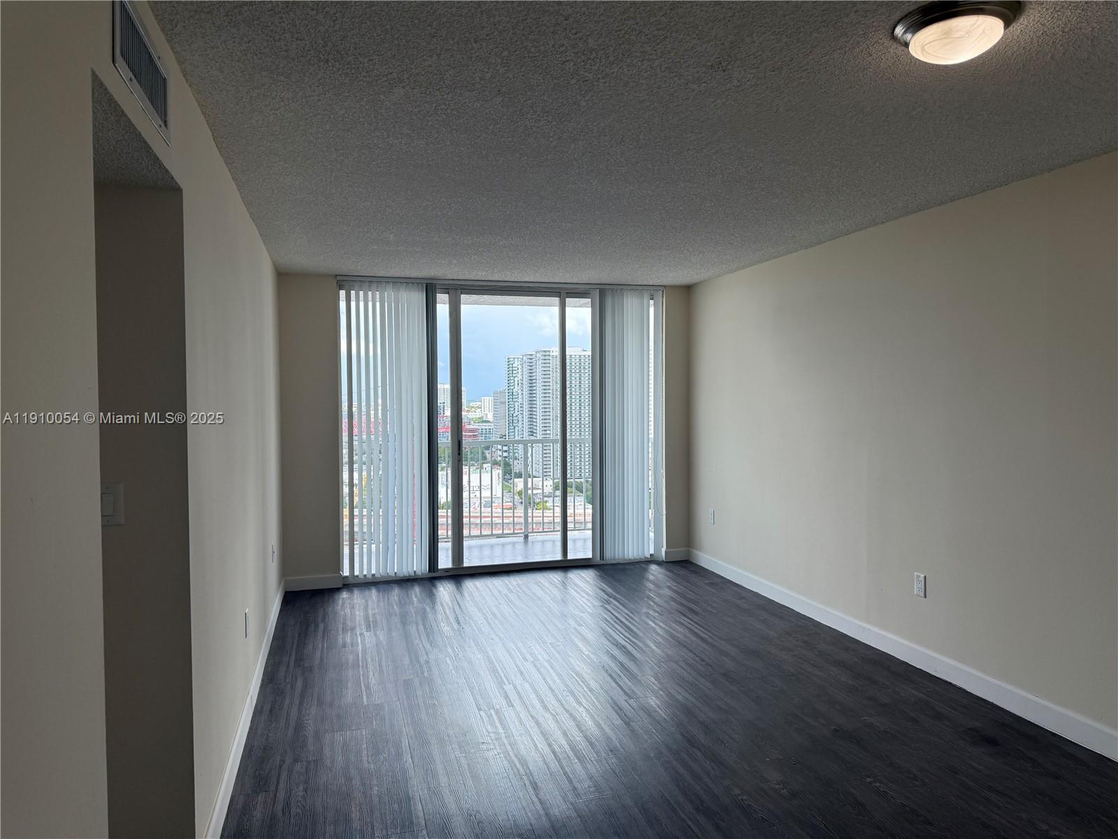 MAP OF MIAMI DADE CO. FL. - Residential Lease