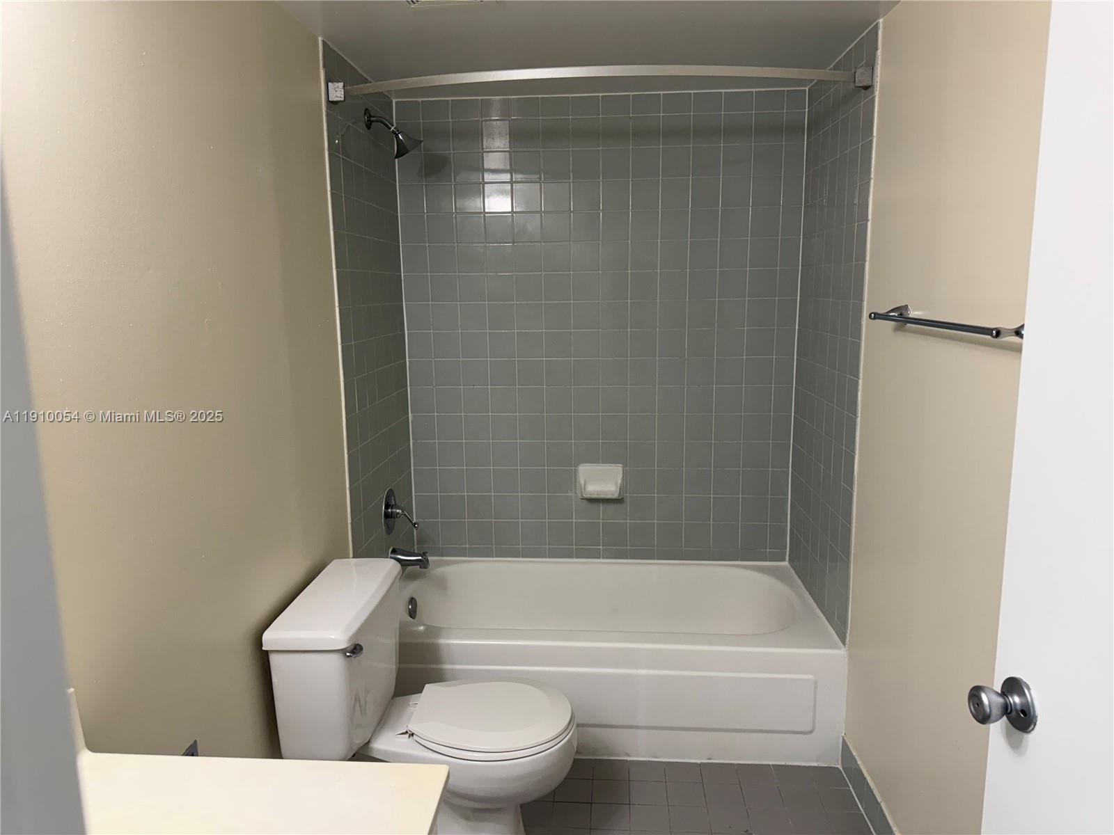 MAP OF MIAMI DADE CO. FL. - Residential Lease