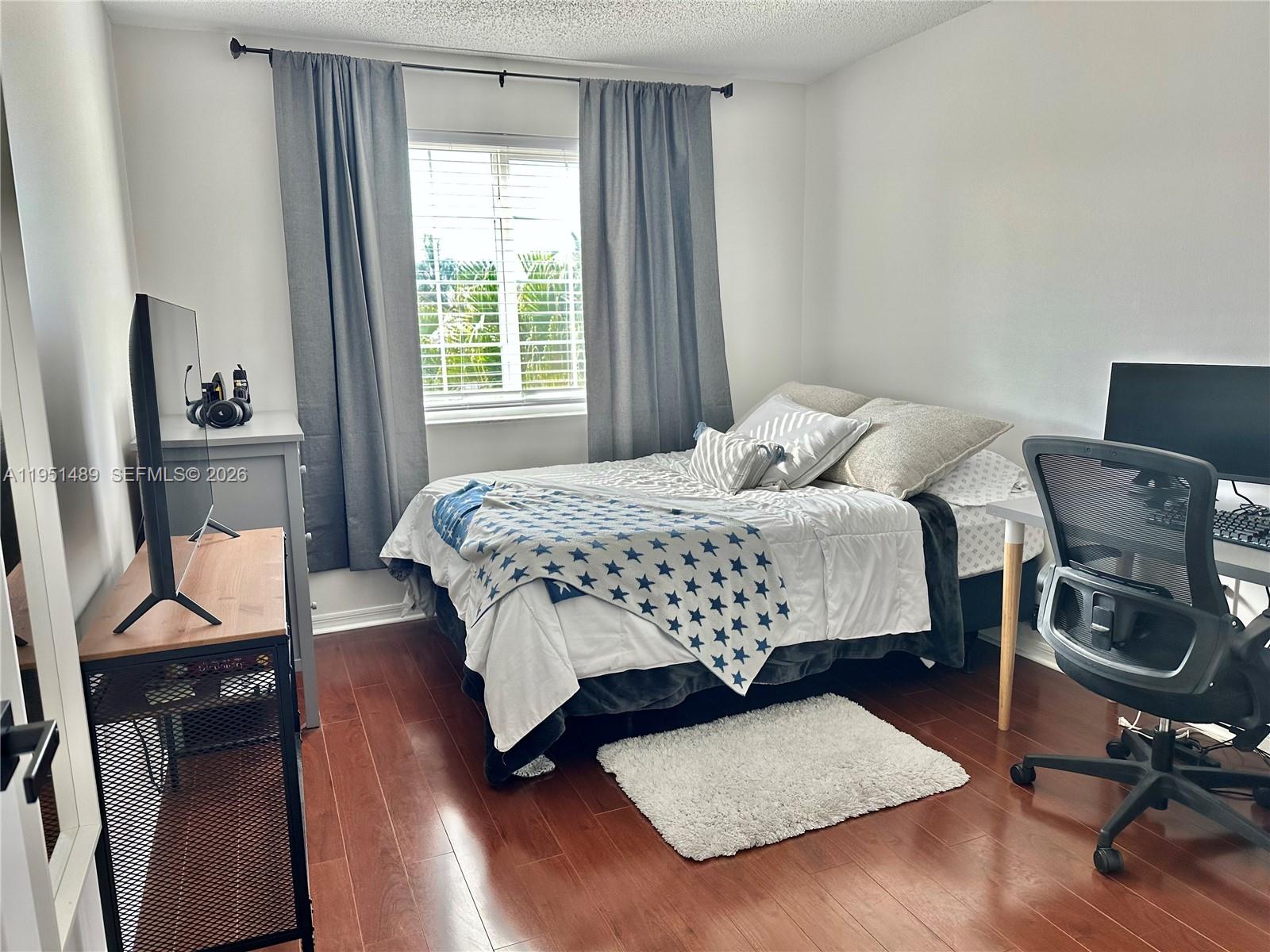 AMERITRAIL SECTION ONE - Residential