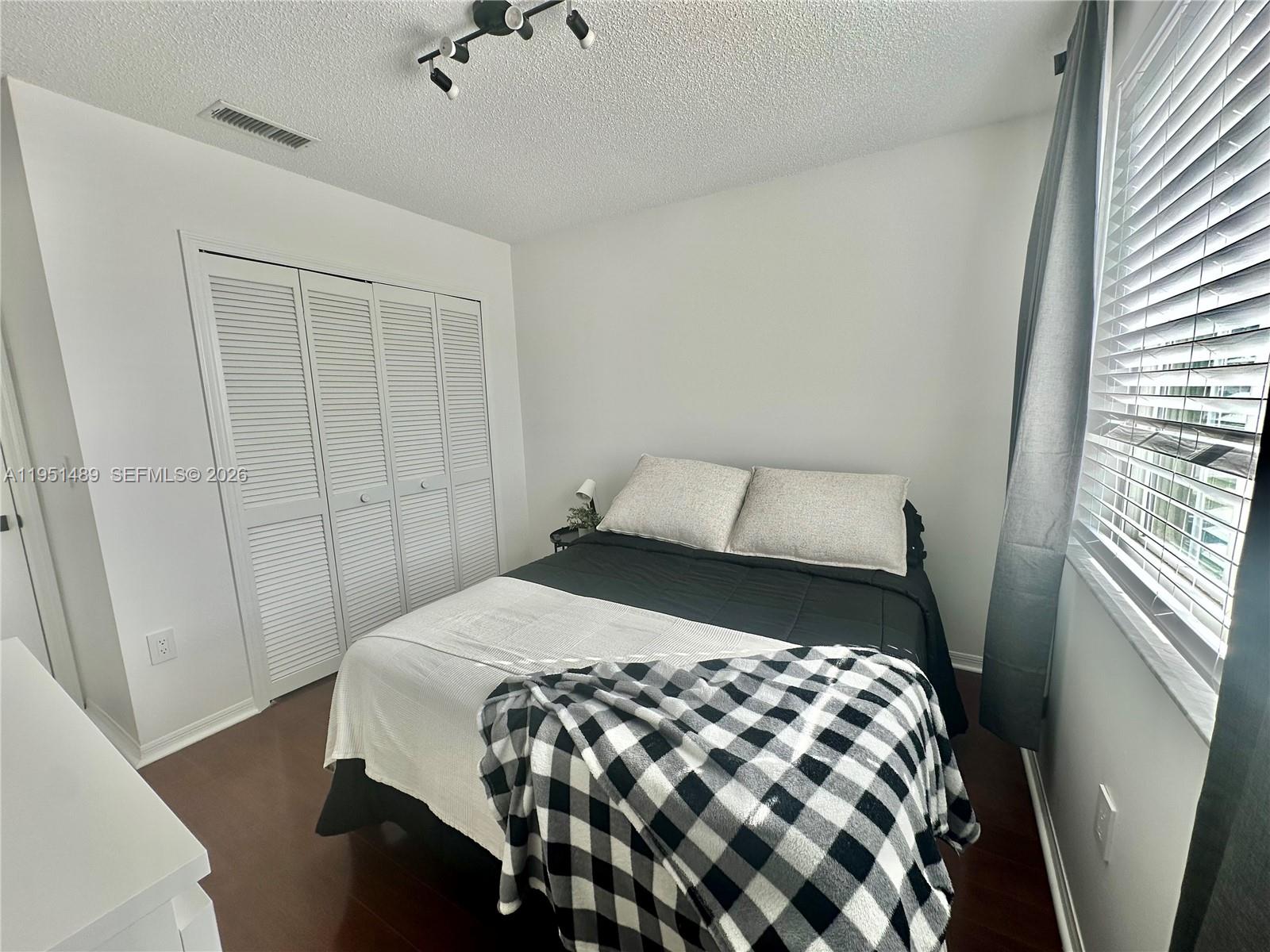 AMERITRAIL SECTION ONE - Residential