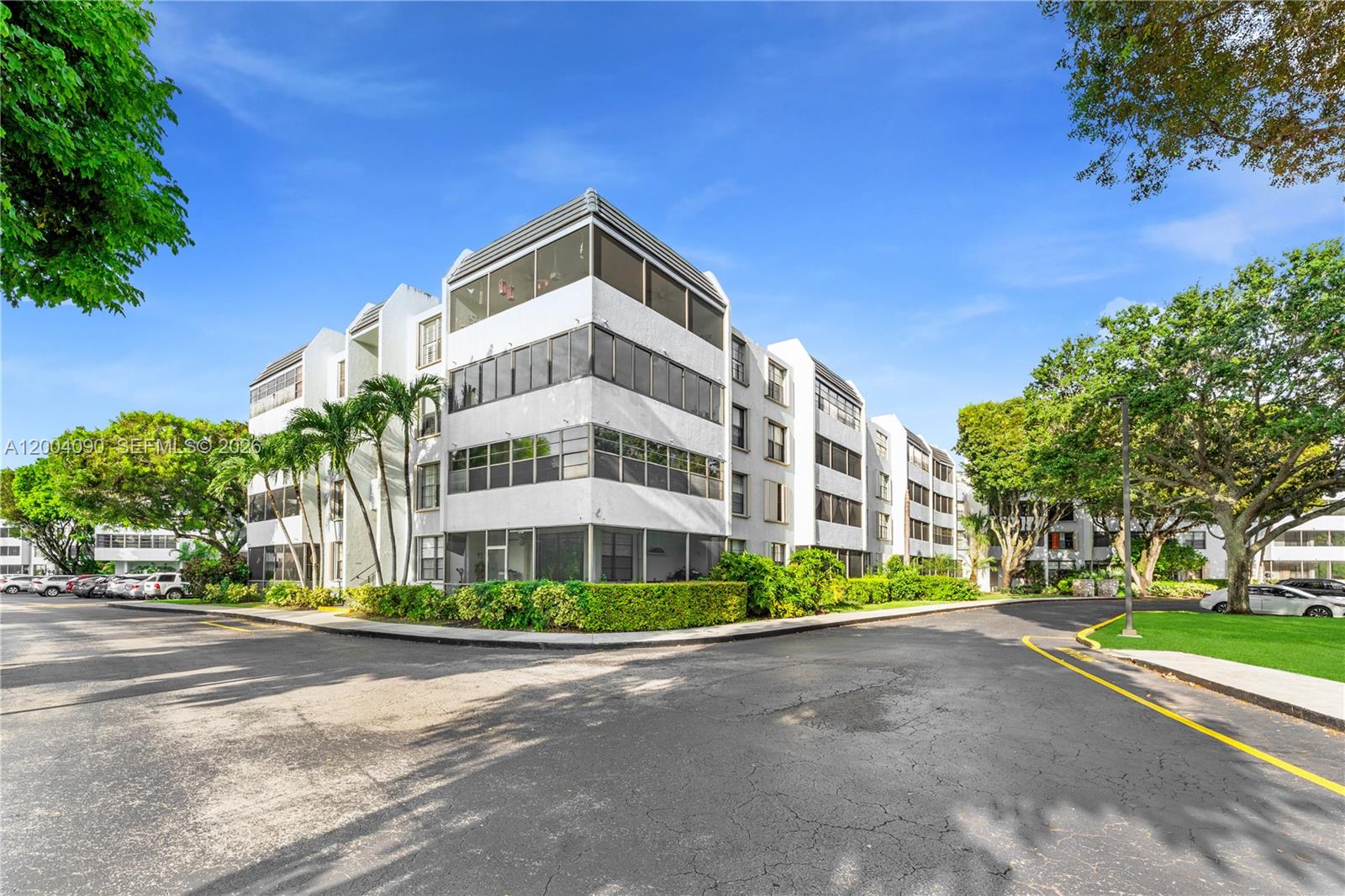 KENDALL GATE CONDO - Residential