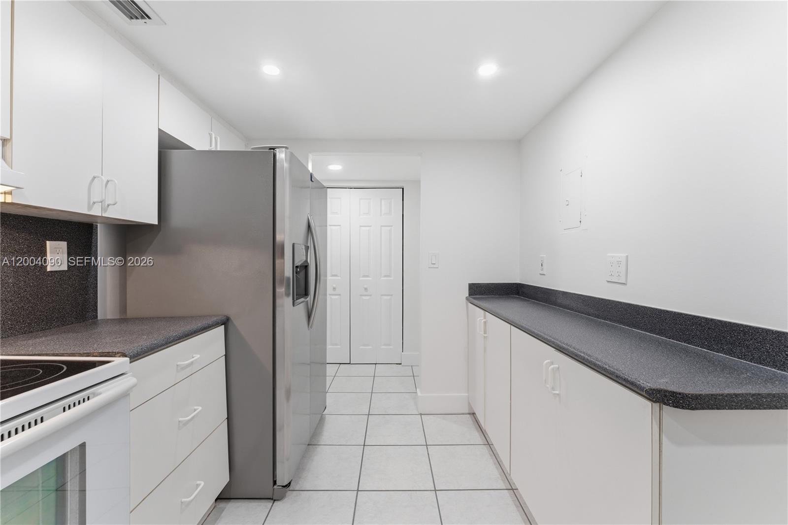 KENDALL GATE CONDO - Residential