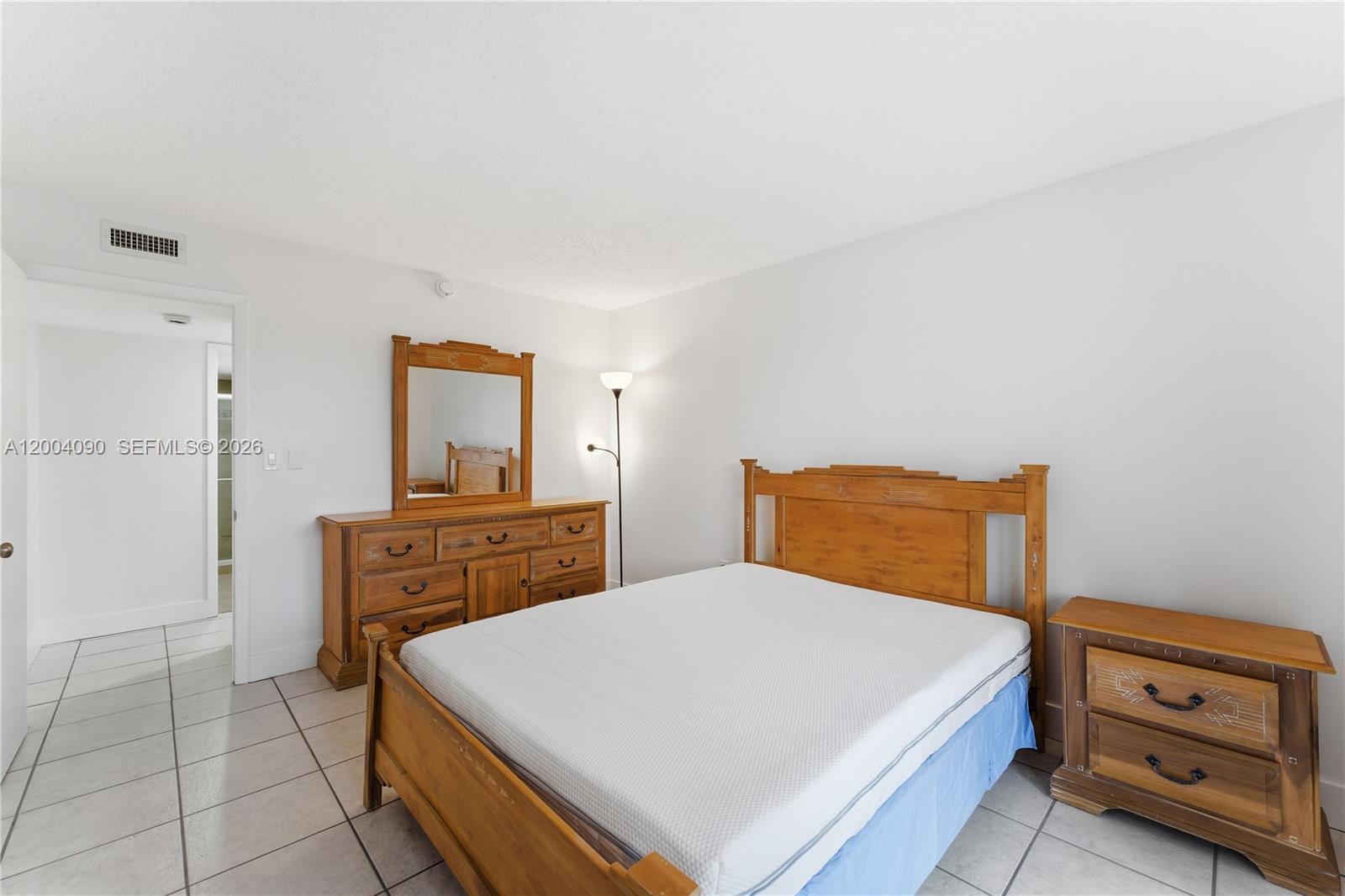 KENDALL GATE CONDO - Residential